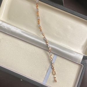 Rose Gold delicate bracelet